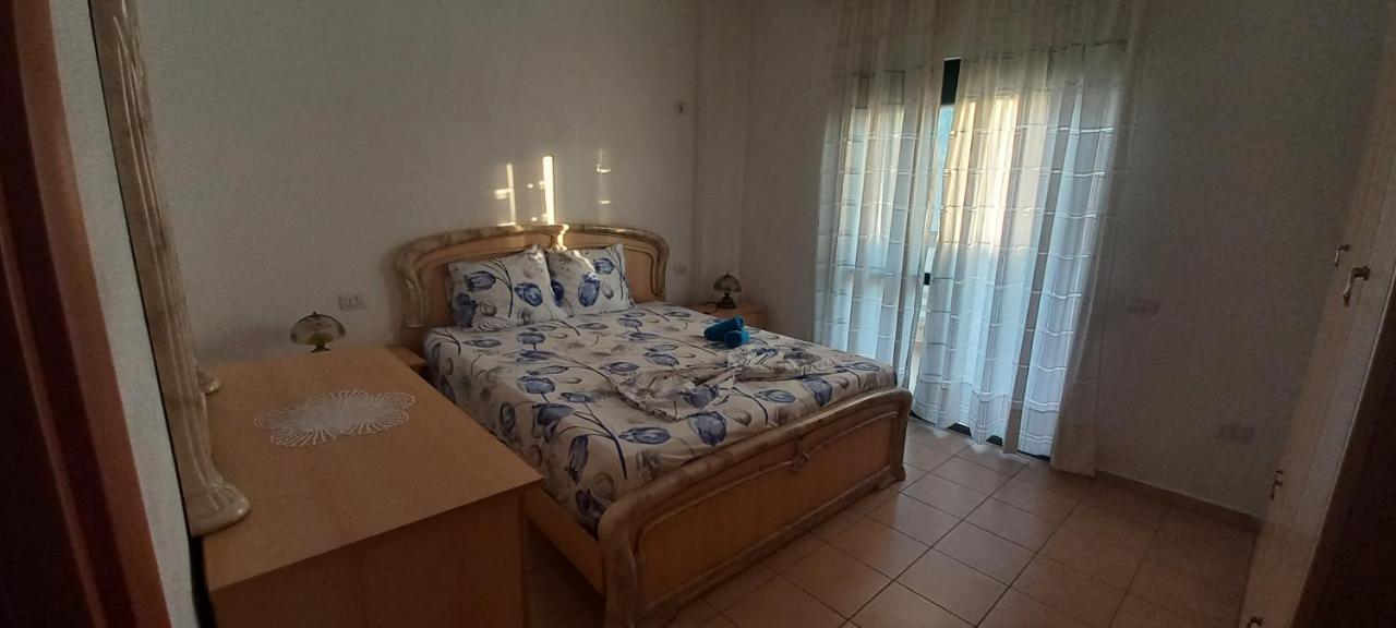 Nm - Classic Apartment Durrës Extérieur photo